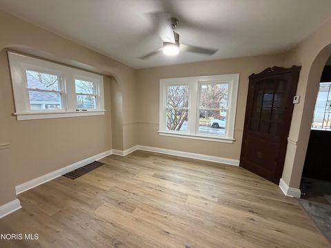 Tiny photo for 1344 Corbin Road, Toledo, OH 43612 (MLS # 10005797)