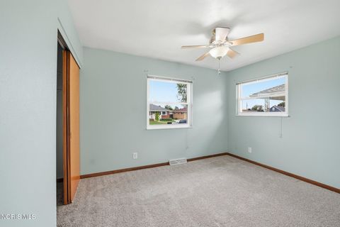 Tiny photo for 4552 283rd Street, Toledo, OH 43611 (MLS # 10007712)