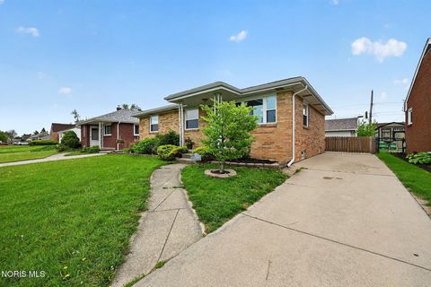 Tiny photo for 4552 283rd Street, Toledo, OH 43611 (MLS # 10007712)
