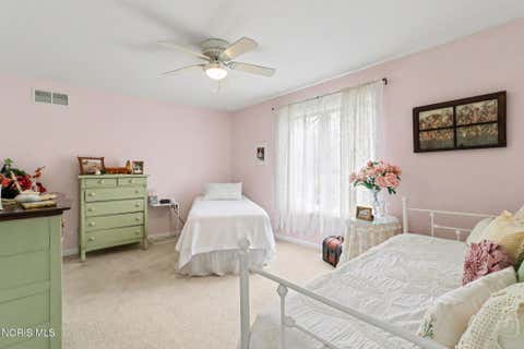 Tiny photo for 6445 Madison Cove Court # 12, Sylvania, OH 43560 (MLS # 10010640)
