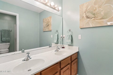 Tiny photo for 6445 Madison Cove Court # 12, Sylvania, OH 43560 (MLS # 10010640)