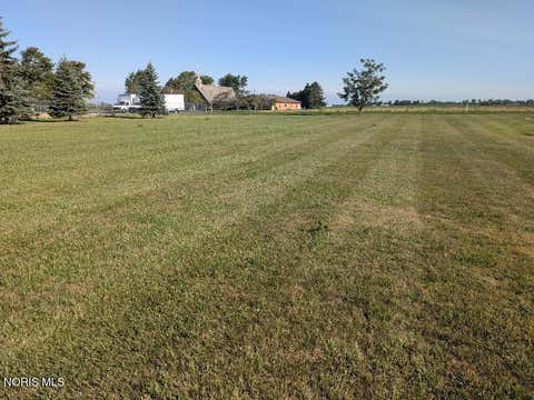 Photo of 303 Michaelis Drive, Napoleon, OH 43545 (MLS # 10011513)