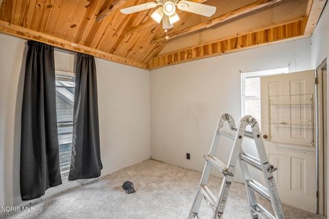 Tiny photo for 216 Buttonwood Avenue, Bowling Green, OH 43402 (MLS # 10010257)