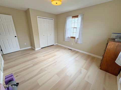 Tiny photo for 1446 Rosewood Drive, Bowling Green, OH 43402 (MLS # 10011199)