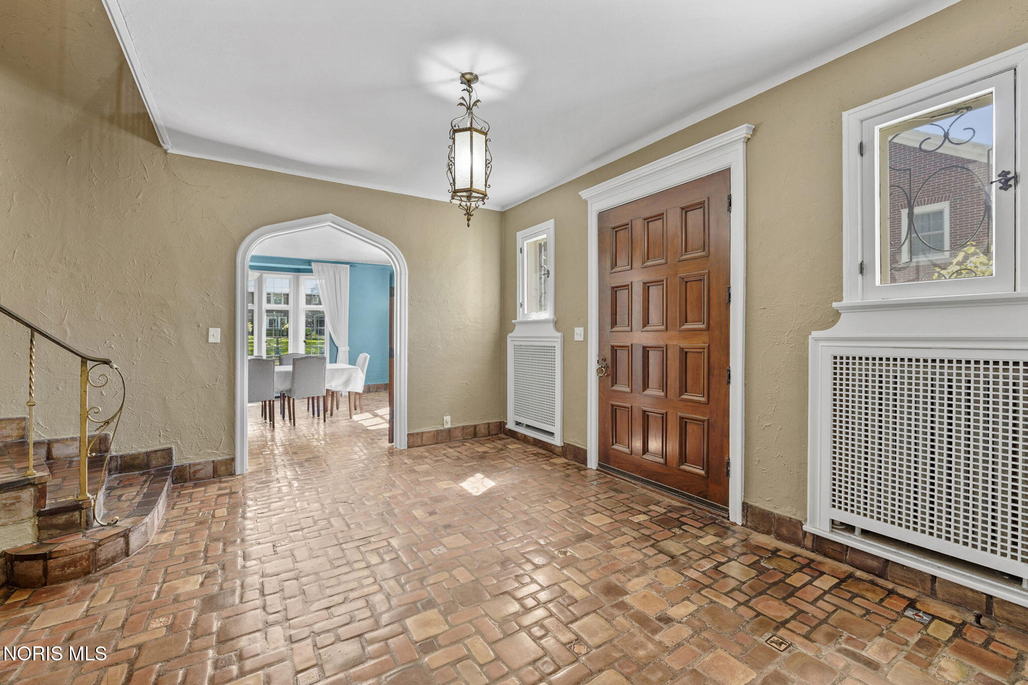 3537 Brookside Road