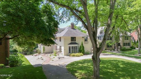 Tiny photo for 3537 Brookside Road, Ottawa Hills, OH 43606 (MLS # 10008504)