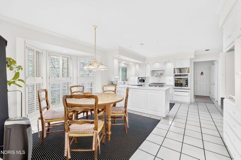 Tiny photo for 23 Exmoor, Ottawa Hills, OH 43615 (MLS # 10013518)