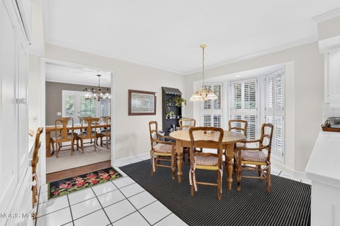 Tiny photo for 23 Exmoor, Ottawa Hills, OH 43615 (MLS # 10013518)