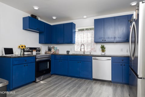 Tiny photo for 292 W Market Street, Tiffin, OH 44883 (MLS # 10012961)