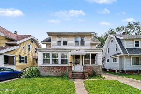 Photo of 4114 Eastway Street, Toledo, OH 43612 (MLS # 10008017)