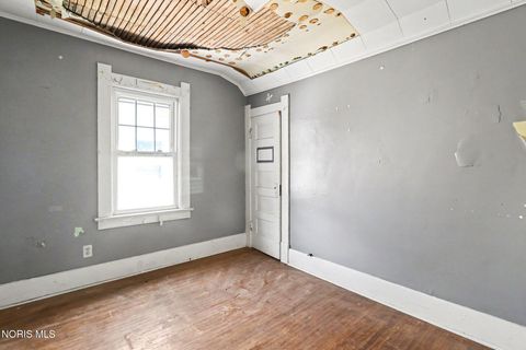Tiny photo for 4114 Eastway Street, Toledo, OH 43612 (MLS # 10008017)