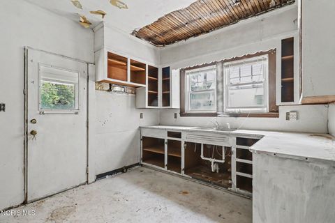 Tiny photo for 4114 Eastway Street, Toledo, OH 43612 (MLS # 10008017)
