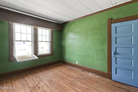 Tiny photo for 4114 Eastway Street, Toledo, OH 43612 (MLS # 10008017)