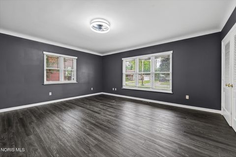 Tiny photo for 201 Sheffield Avenue, Napoleon, OH 43545 (MLS # 10009075)