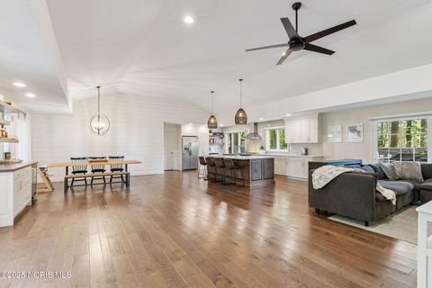Tiny photo for 1901 Imperial Lane, Findlay, OH 45840 (MLS # 10000132)