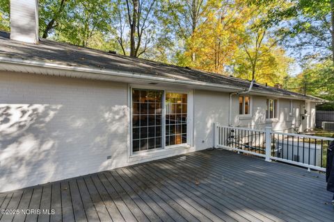 Tiny photo for 1901 Imperial Lane, Findlay, OH 45840 (MLS # 10000132)