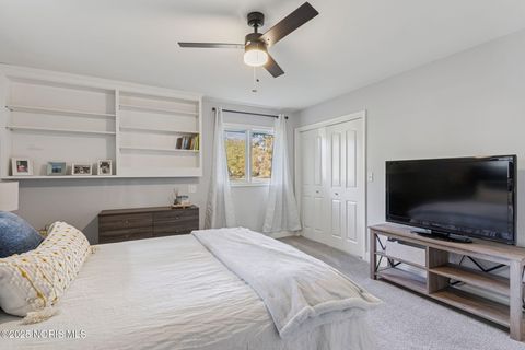 Tiny photo for 1901 Imperial Lane, Findlay, OH 45840 (MLS # 10000132)