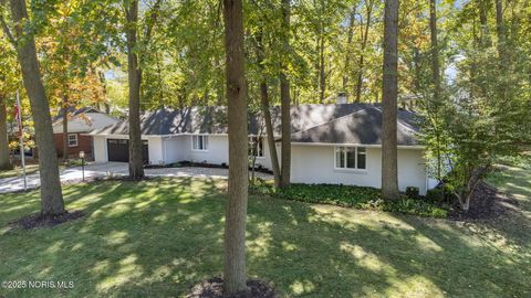 Tiny photo for 1901 Imperial Lane, Findlay, OH 45840 (MLS # 10000132)
