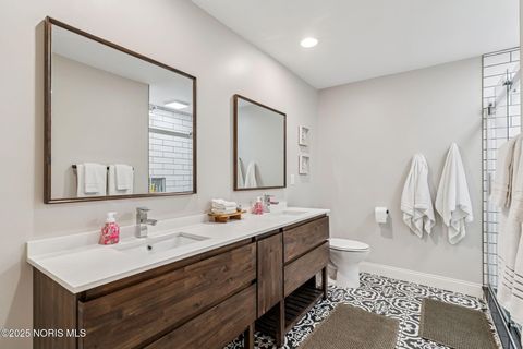 Tiny photo for 1901 Imperial Lane, Findlay, OH 45840 (MLS # 10000132)