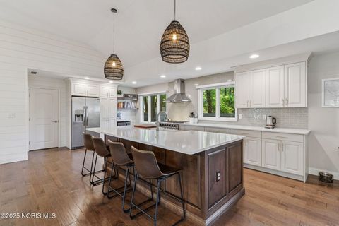 Tiny photo for 1901 Imperial Lane, Findlay, OH 45840 (MLS # 10000132)