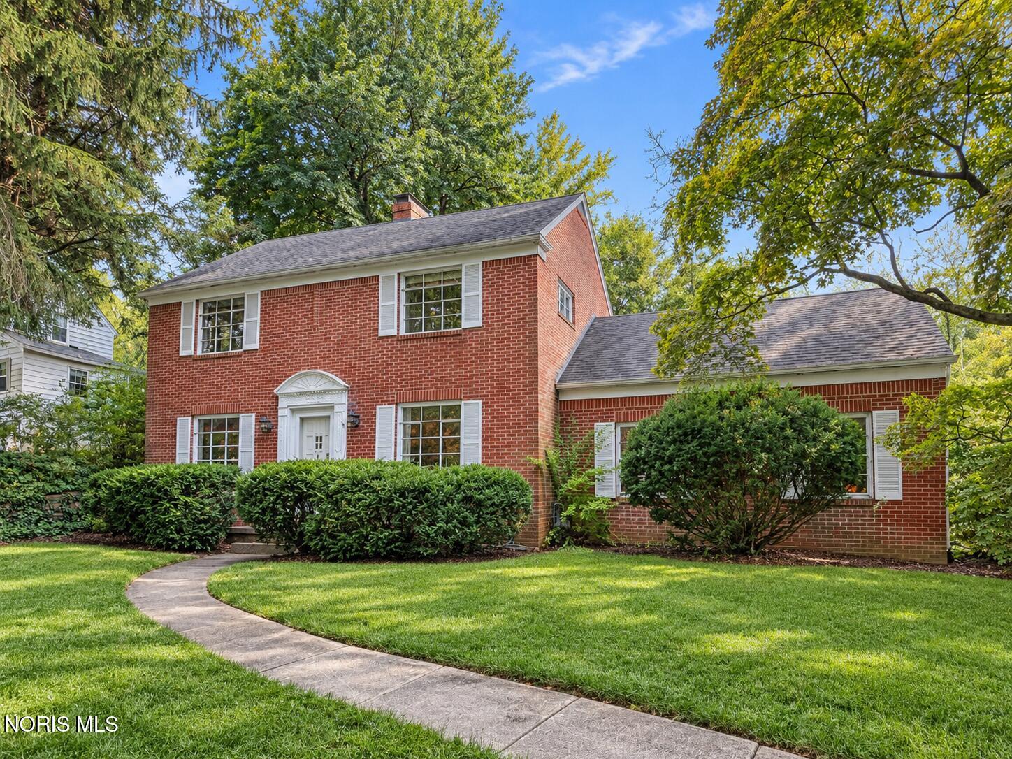 2239 Dundas Road