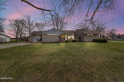 Photo of 502 N Lincoln Street, West Unity, OH 43570 (MLS # 10005643)