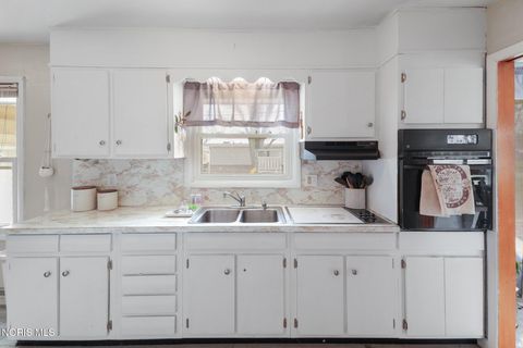 Tiny photo for 502 N Lincoln Street, West Unity, OH 43570 (MLS # 10005643)