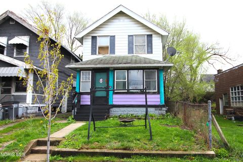 Photo of 438 2nd Street, Toledo, OH 43605 (MLS # 10006472)