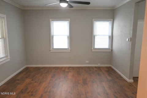 Tiny photo for 419 E Streicher Street, Toledo, OH 43608 (MLS # 10009298)