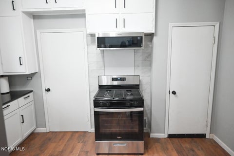 Tiny photo for 419 E Streicher Street, Toledo, OH 43608 (MLS # 10009298)