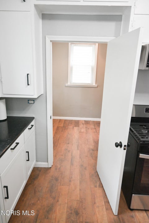 Tiny photo for 419 E Streicher Street, Toledo, OH 43608 (MLS # 10009298)