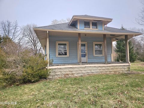 Tiny photo for 5887 Globe Avenue, Toledo, OH 43615 (MLS # 10005220)