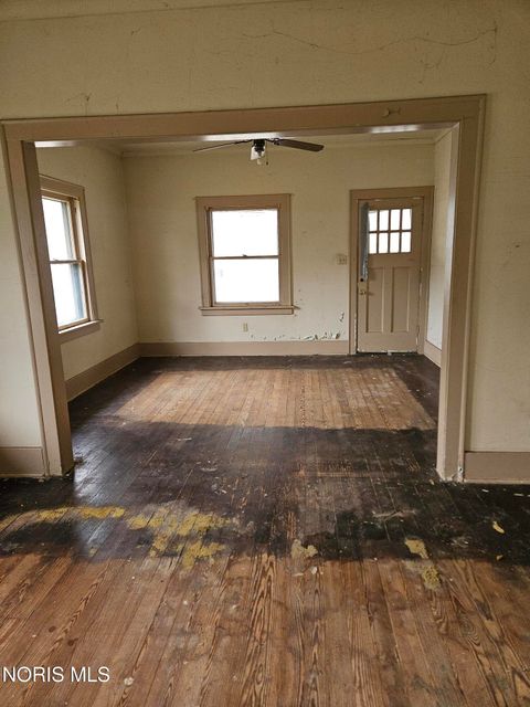 Tiny photo for 5887 Globe Avenue, Toledo, OH 43615 (MLS # 10005220)