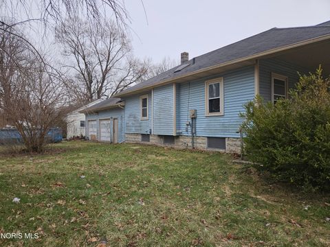 Tiny photo for 5887 Globe Avenue, Toledo, OH 43615 (MLS # 10005220)