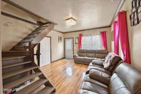 Tiny photo for 2938 Hartman Street, Toledo, OH 43608 (MLS # 10010073)
