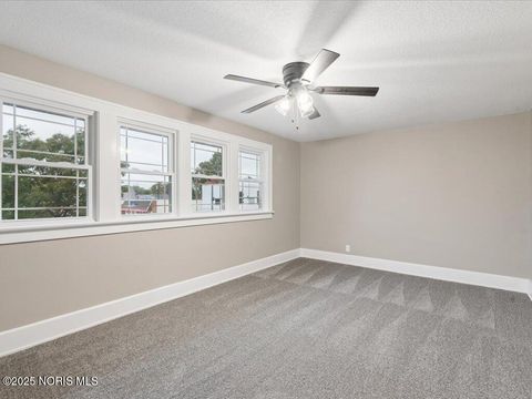 Tiny photo for 905 S West Street, Findlay, OH 45840 (MLS # 10000885)