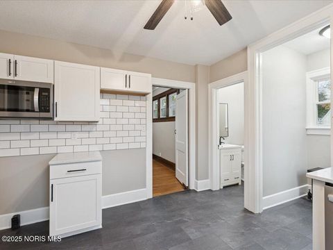 Tiny photo for 905 S West Street, Findlay, OH 45840 (MLS # 10000885)