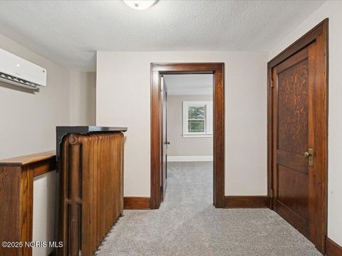 Tiny photo for 905 S West Street, Findlay, OH 45840 (MLS # 10000885)