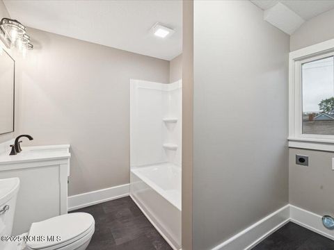 Tiny photo for 905 S West Street, Findlay, OH 45840 (MLS # 10000885)