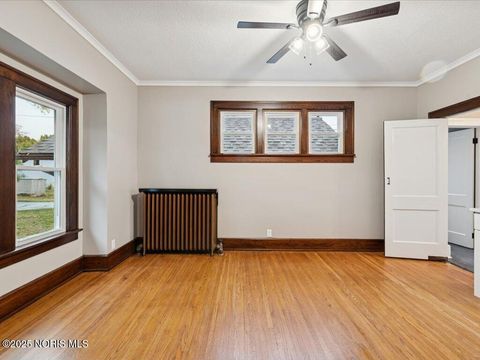 Tiny photo for 905 S West Street, Findlay, OH 45840 (MLS # 10000885)