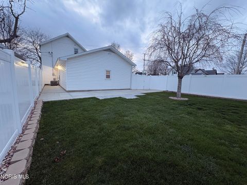 Tiny photo for 208 Vine Street, Archbold, OH 43502 (MLS # 10005764)