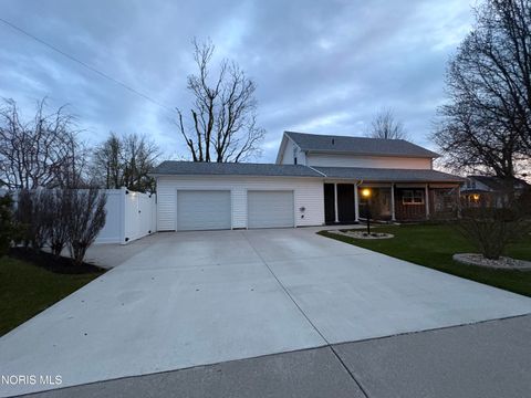 Tiny photo for 208 Vine Street, Archbold, OH 43502 (MLS # 10005764)