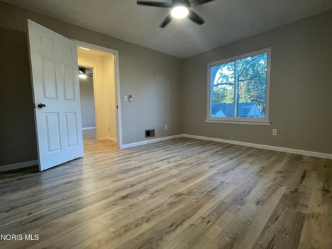 Tiny photo for 5110 Golden Road, Toledo, OH 43615 (MLS # 10014168)