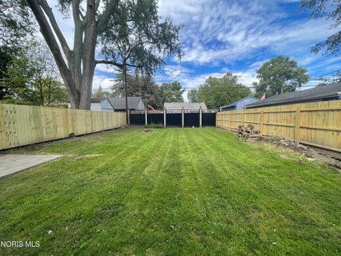 Tiny photo for 5110 Golden Road, Toledo, OH 43615 (MLS # 10014168)