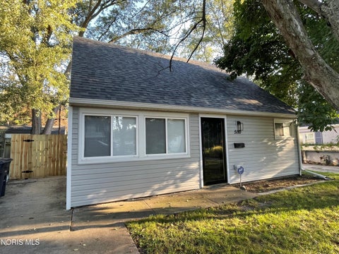 Tiny photo for 5110 Golden Road, Toledo, OH 43615 (MLS # 10014168)