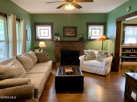 Tiny photo for 2006 Riverview Court, Toledo, OH 43614 (MLS # 10007859)