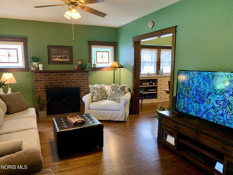 Tiny photo for 2006 Riverview Court, Toledo, OH 43614 (MLS # 10007859)