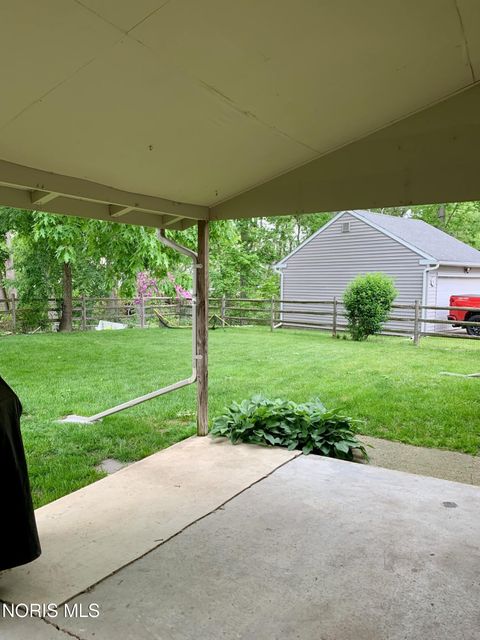 Tiny photo for 2006 Riverview Court, Toledo, OH 43614 (MLS # 10007859)