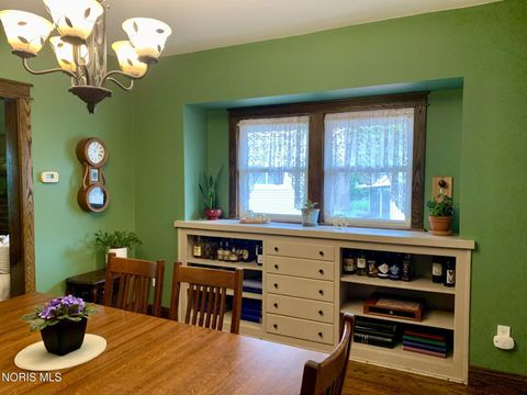 Tiny photo for 2006 Riverview Court, Toledo, OH 43614 (MLS # 10007859)