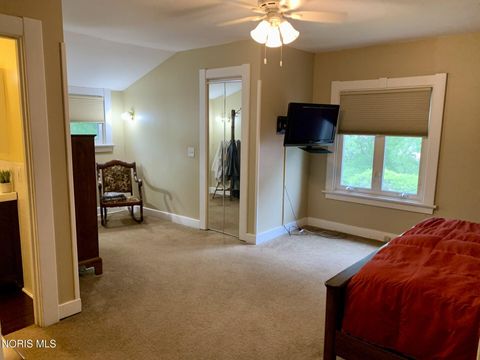 Tiny photo for 2006 Riverview Court, Toledo, OH 43614 (MLS # 10007859)